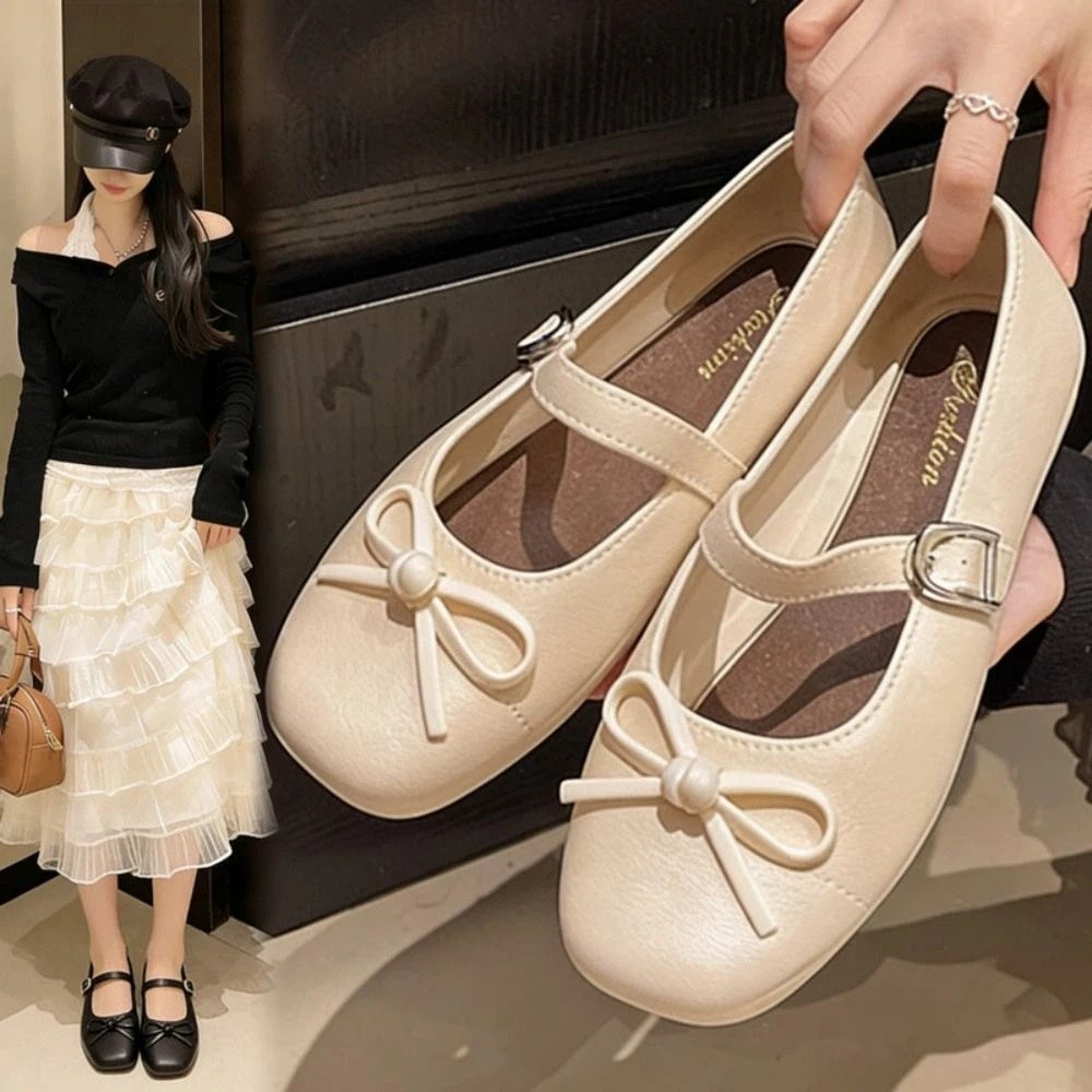 Sandals - Sandal Mutiara dengan Hiasan Pita yang