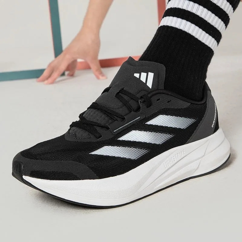 Sepatu Pria dan Wanita Adidas, - Lightweight Road Running Shoes ulasan dan harga
