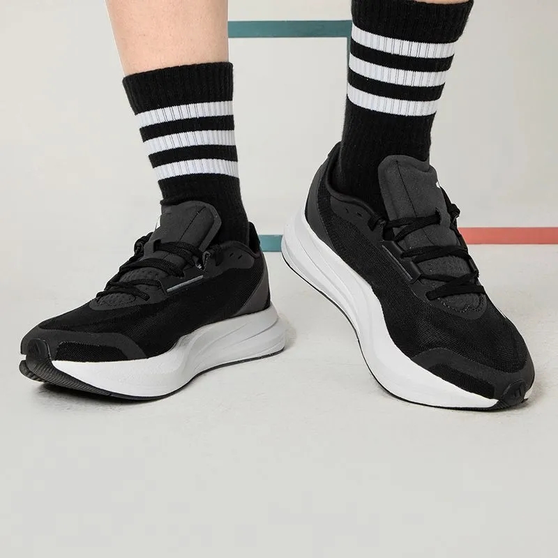 Sepatu Pria dan Wanita Adidas, - Lightweight Road Running Shoes ulasan dan harga